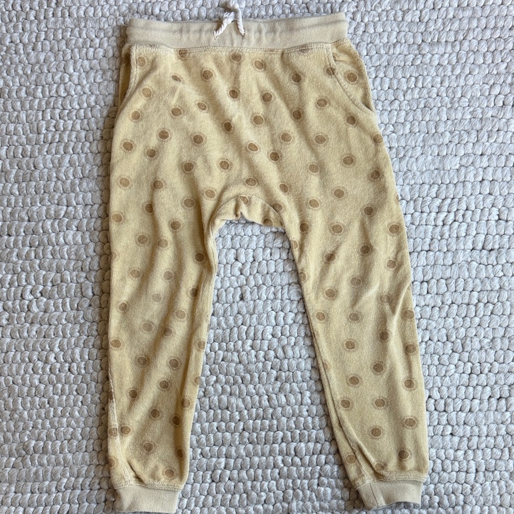 Rylee + Cru yellow sunshine joggers 4-5